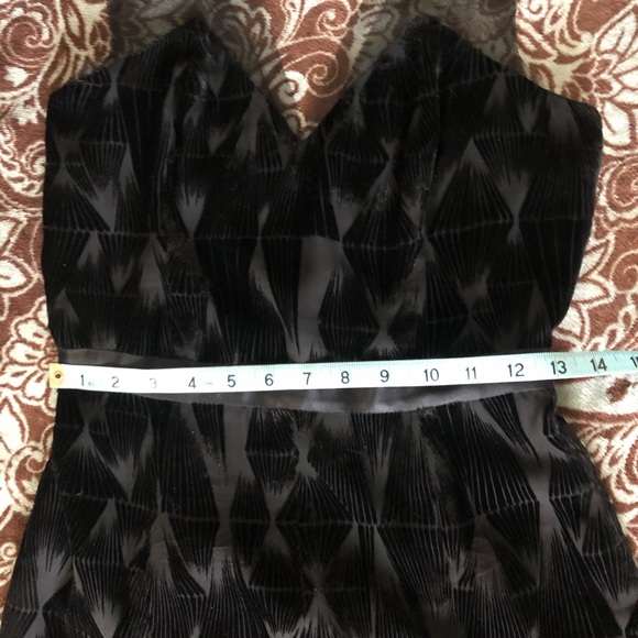 TRACY REESE Black Velvet Knee-Length Dress, Size 2 - Picture 8 of 8